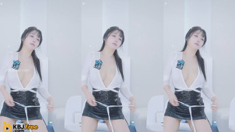 팬더 걸벤져서(나은) 벗 댄스