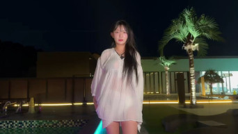 류하 25-06-23 비키니 풀파티 생애 첫 비키니