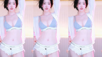 채시아_25.07.03 핫팬엉밑 리액션