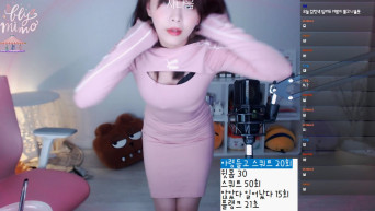 미모 꼭툭튀