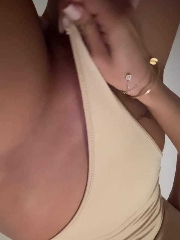 My little secret 🤫 – @yoonalee’s Sex Reel On koreanbj.club – TikTok Porn & Shorts