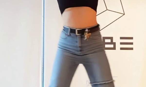 Just a Kpop kinky tease dancing in a tight black top and jeans, whipping my assets like a naughty girl. 🍑 Waiting for a spanking, are you game? – @hotdance’s Sex Reel On koreanbj.club – TikTok Porn & Shorts