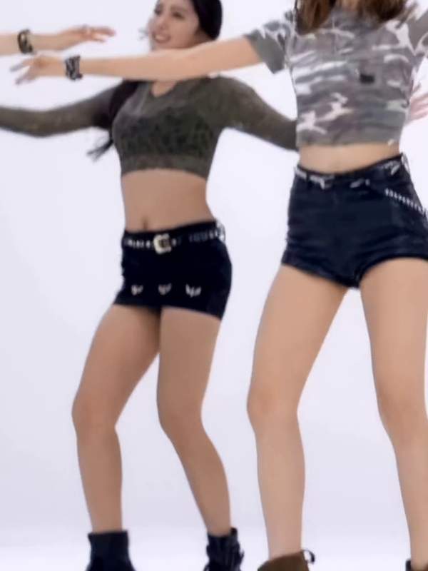 Oh, look at this naughty KpopFap group in short shorts teasing your sinful fantasies. Where’s a lap when you need one, right? 🔥 – @dancingqueen’s Sex Reel On koreanbj.club – TikTok Porn & Shorts